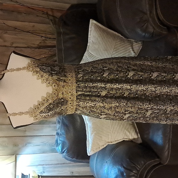 Ark & Co. Snake-Print Maxi Dress Size M - Picture 5 of 8